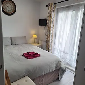 Guest house Deluxe Single Only For One Adult, Northolt (Greater London)