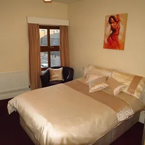 https://the-garrick-hotel.hotels-newcastle-upon-tyne.com